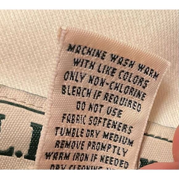 LL Bean NWOT Natural fit flat front straight leg. Size 38, Inseam 30. Khaki - Picture 13 of 15